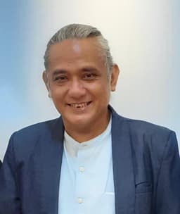 Raden Daniel Wisnu Wardhana, S.IP., M.F.Tv.